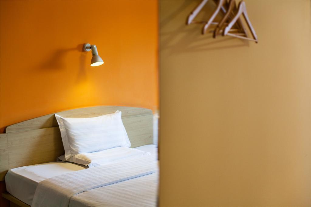 7Days Inn Chengdu North Railway Station Экстерьер фото